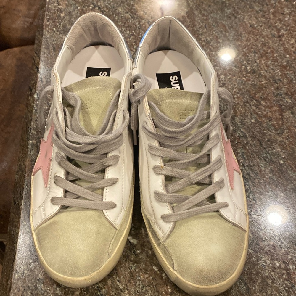 Golden goose white leather sneaker with pink Star